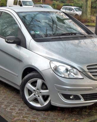 ricambi classe b 2008 diesel