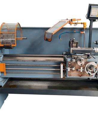 Tornio parallelo marca CMT
