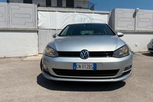 Volkswagen Golf 2.0 TDI DSG 5p. Highline BlueMotio
