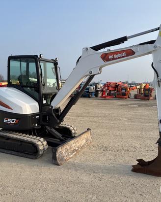 MINI ESCAVATORE BOBCAT E50Z