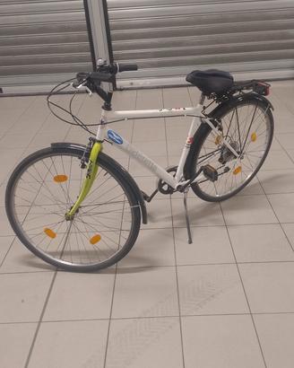 Bicicletta da uomo misura 28.