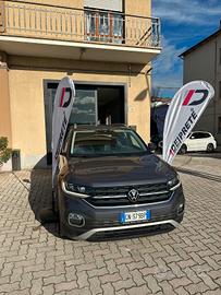 Volkswagen T-Cross 1.0 TSI 110 CV Advanced