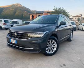 Volkswagen Tiguan 2.0 TDI 150 CV DSG Life 2021