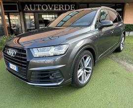 AUDI Q7 45TDI 231CV MHEV Quattro Tip Sport Plus