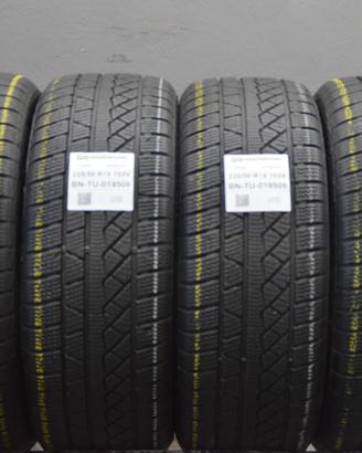 4 Pneumatici 235/50 R19 Petlas Explero W671