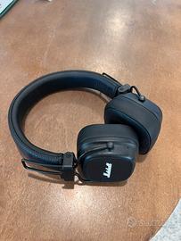 Cuffie bluetooth Marshall nere