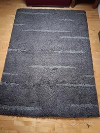 Tappeto grigio e marrone