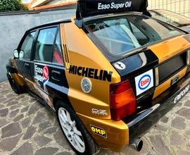 Lancia Delta 16V Integrale Rally livrea Grifone