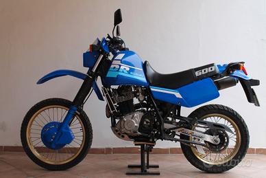 Suzuki DR600 1988 iscritta storica FMI gomme nuove