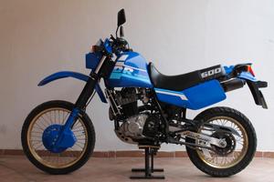 Suzuki DR600 1988 iscritta storica FMI gomme nuove