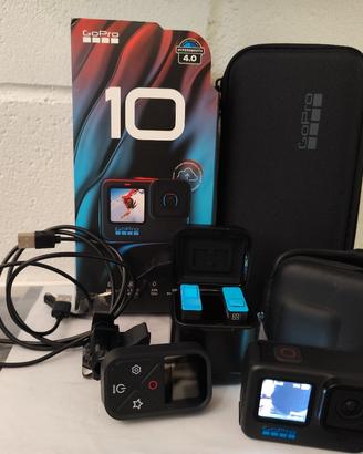 gopro 10 completa di accessori 