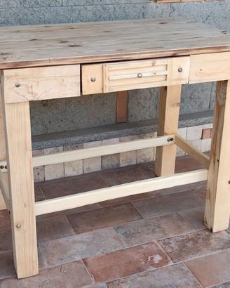 Tavolo artigianale in legno massello grezzo