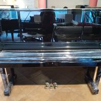 Pianoforte Yamaha Yux nero lucido