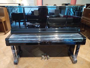 Pianoforte Yamaha Yux nero lucido