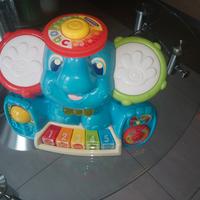 giocattolo elefantino in concerto 