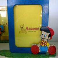 Portafoto in legno colorato bimbi 14x9cm