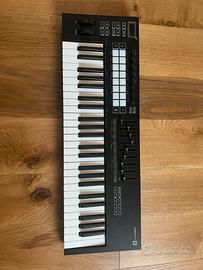 Tastiera MIDI Novation Launchkey 49 MK3