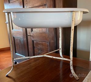 Bidet Caronno in ferro smaltato- anni ‘40