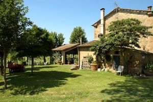 Bel casale indipendente disponibile per CAPODANNO