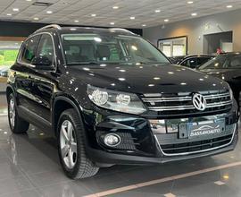 Volkswagen Tiguan AUTOMATICO 4X4 !!