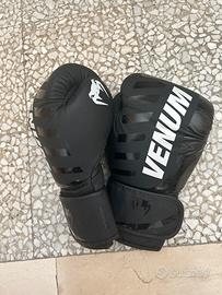 guantoni venum