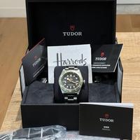 Tudor black bay harrods verde limited garanzia