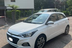 Hyundai i20 1.0 100cv turbo neopatentati ok