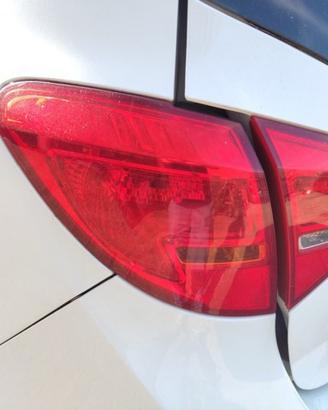 Fanale posteriore sinistro OPEL MERIVA del 2011