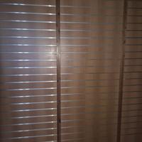 scaffali per negozio