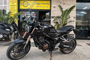 Honda CB 650 R -
