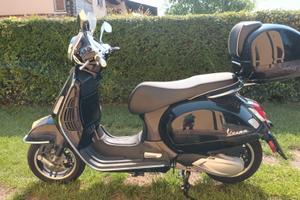 VESPA 300