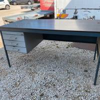 Scrivania olivetti anni 70