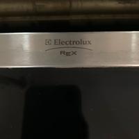 Piastra a induzione 4 fuochi Electrolux