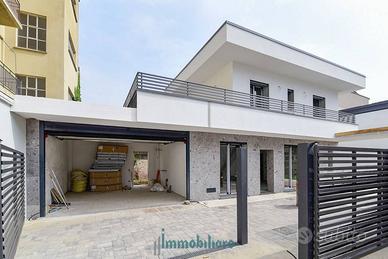 Villetta a schiera di 155 m² con 4 locali e box au