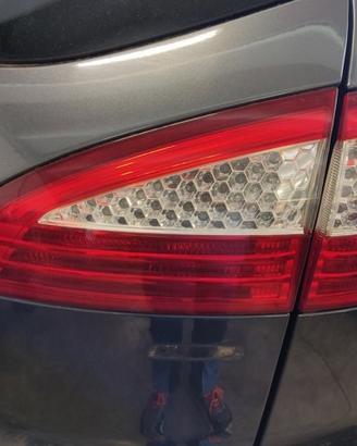 Fanale post dx int FORD MONDEO del 2009