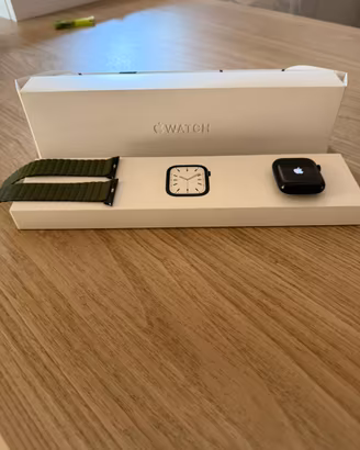 Apple watch Series 7 45mm con esim