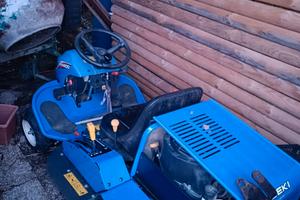 Iseki SRA 800 2WD - Trattorino trinciaerba