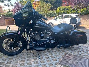 HARLEY STREET GLIDE SPECIAL 2018
