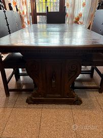 Antico tavolo in stile neo-rinascimentale + sedie