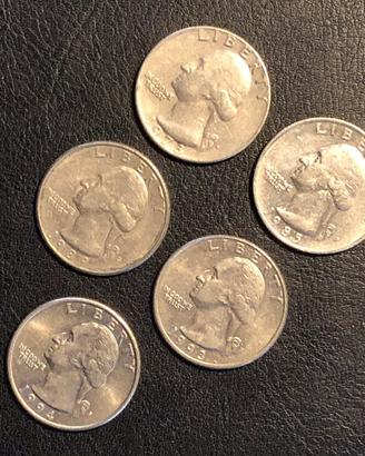Cinque monete da un quarto di dollaro