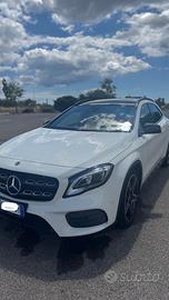 Mercedes-Benz GLA 200d 4matic premium