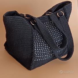 borsa grande nera fatta a mano uncinetto cordino