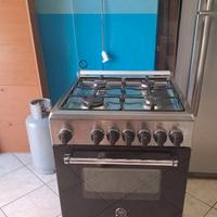 cucina a gas 4 fuochi LA GERMANIA forno elettrico