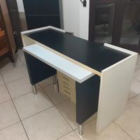 Scrivania  ,libreria tavolino
