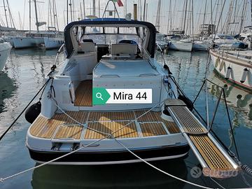 barca a motore