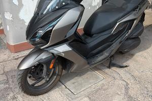 Kymco Downtown GT 350