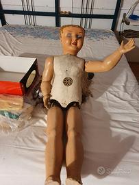 bambola in legno e cartapesta da restaurare 