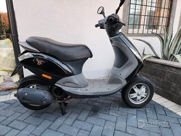 piaggio zip 125 4t 