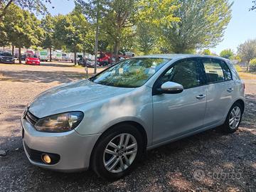 Volkswagen Golf 1.6 TDI DPF DSG 5p. Comfortline