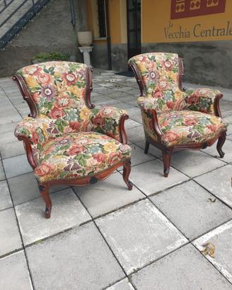 Coppia poltrone restaurate fine 800